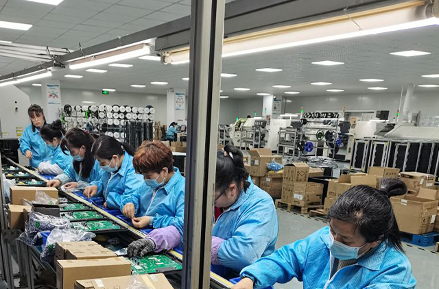 Fully-automatic-packaging-line